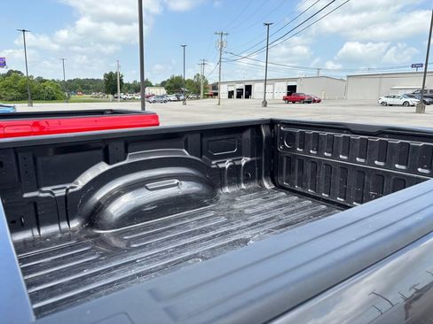 Used 2020 RAM 1500 Big Horn AWD/4WD image 17