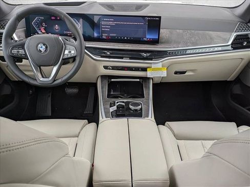 Used 2026 BMW X5 xDrive40i AWD/4WD image 16