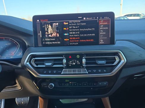 Used 2023 BMW X4 xDrive30i w/ M Sport Package image 28