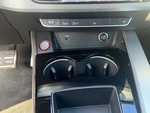 Used 2021 Audi S4 Premium Plus w/ Premium Plus Package image 25