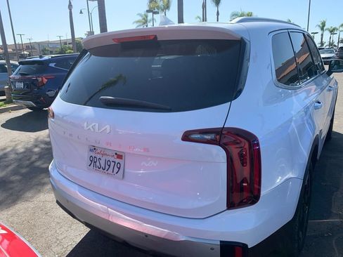 Certified 2024 Kia Telluride S w/ S Sunroof Package FWD image 6