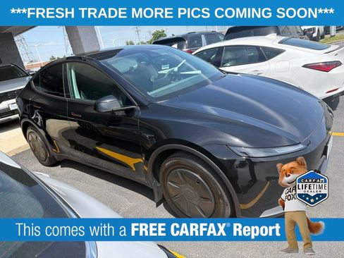 Used 2026 Tesla Model Y AWD image 3
