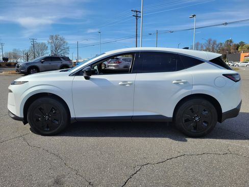 Certified 2025 Nissan Murano SV image 7