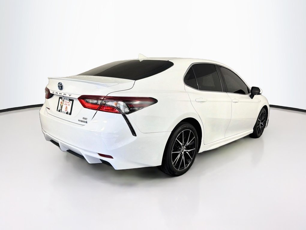 Used 2021 Toyota Camry SE FWD image 10