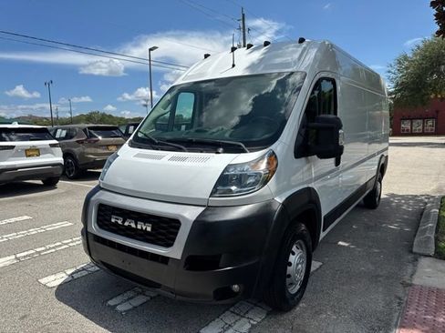 Used 2021 RAM ProMaster 2500 w/ Convenience Group FWD image 4