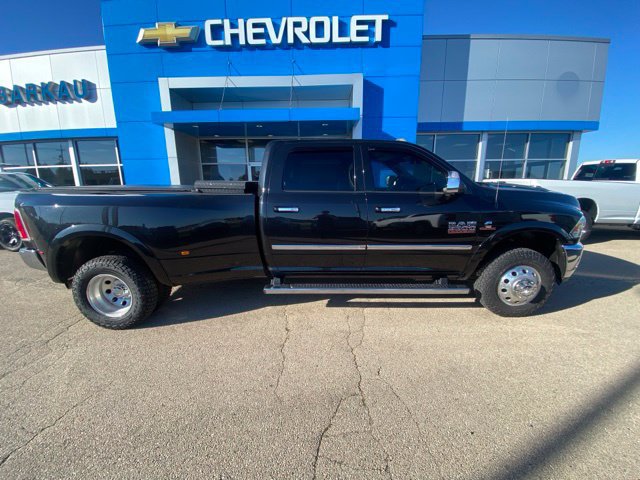 Used 2018 RAM 3500 Laramie AWD/4WD image 2