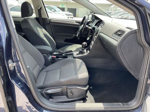 Used 2017 Volkswagen Golf S AWD/4WD image 24