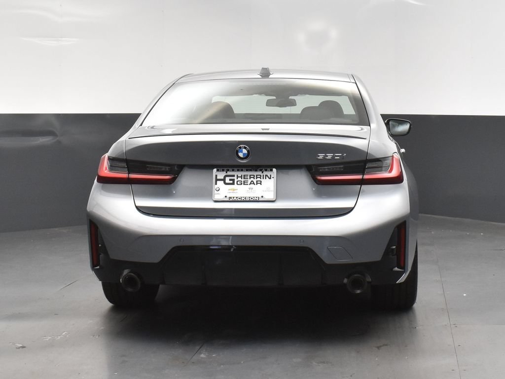 Used 2026 BMW 330i Sedan w/ M Sport Package RWD image 6