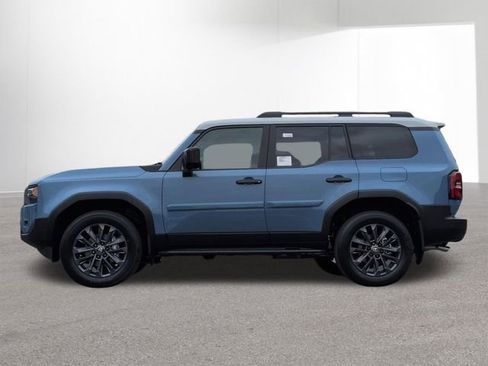 New 2026 Toyota Land Cruiser w/ Premium Package AWD/4WD image 10