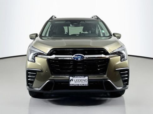 Used 2025 Subaru Ascent Premium AWD/4WD image 2