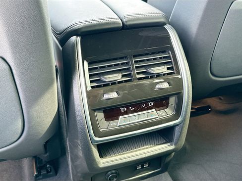 Used 2025 BMW X5 sDrive40i w/ Parking Assistance Package RWD image 26
