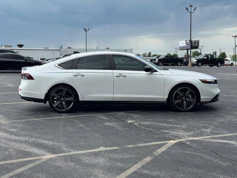 Certified 2025 Honda Accord Sport image 3