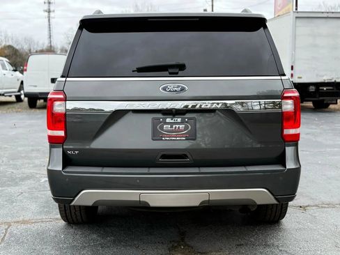 Used 2018 Ford Expedition XLT image 6