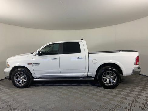 Used 2019 RAM 1500 Laramie AWD/4WD image 6