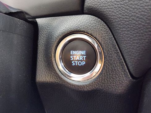 Used 2022 Toyota RAV4 XLE Premium FWD image 26