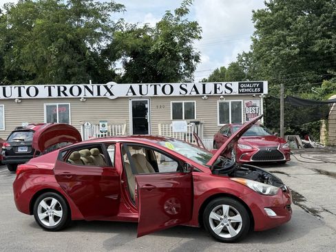 Used 2012 Hyundai Elantra GLS w/ Preferred Pkg 3 FWD image 20