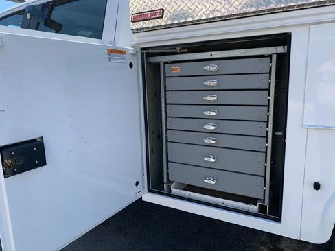 Used 2018 Ford F350 XL w/ Power Equipment Group AWD/4WD image 37