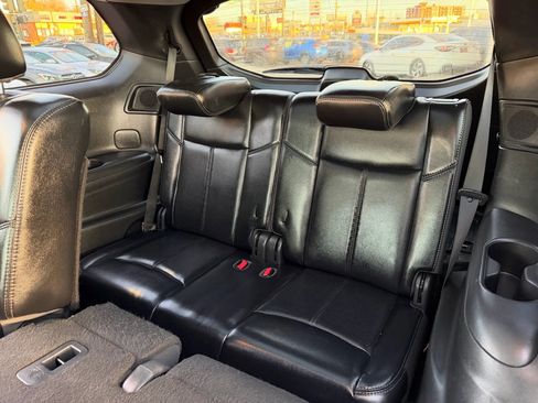 Used 2018 Nissan Pathfinder Platinum w/ Cargo Package image 17