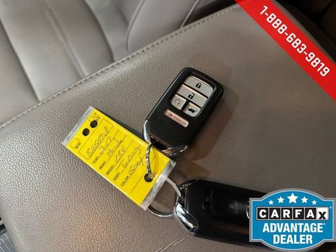 Used 2017 Honda CR-V Touring image 27