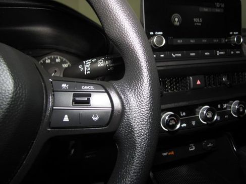 Certified 2025 Honda CR-V LX image 6