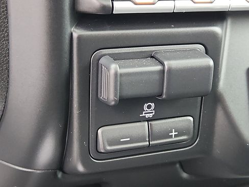 Used 2019 Chevrolet Silverado 1500 High Country w/ High Country Premium Package image 29