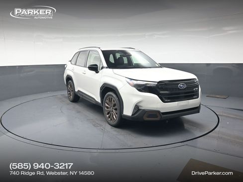 Used 2025 Subaru Forester Sport AWD/4WD image 1