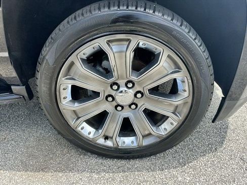 Used 2019 GMC Yukon SLT w/ Open Road Package image 7