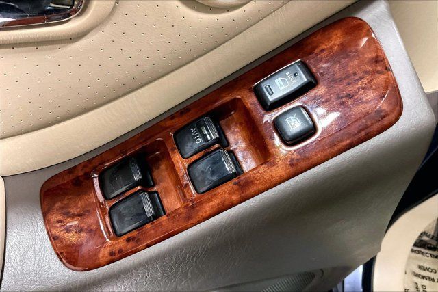 Used 2006 Toyota Highlander Limited AWD/4WD image 38