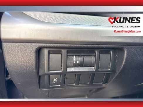 Used 2018 Subaru Outback 2.5i AWD/4WD image 23