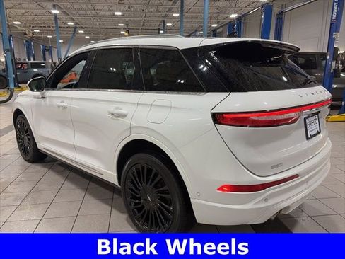 Used 2022 Lincoln Corsair Reserve w/ Equipment Group 201A image 5