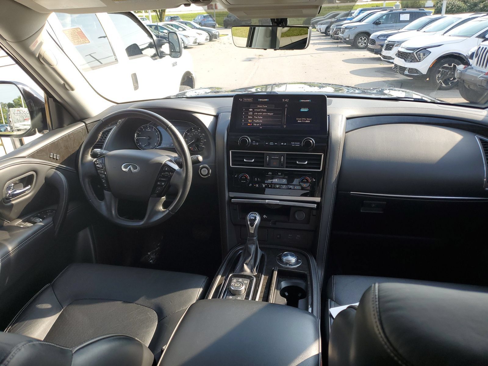 Used 2023 INFINITI QX80 Luxe w/ Cargo Package AWD/4WD image 10