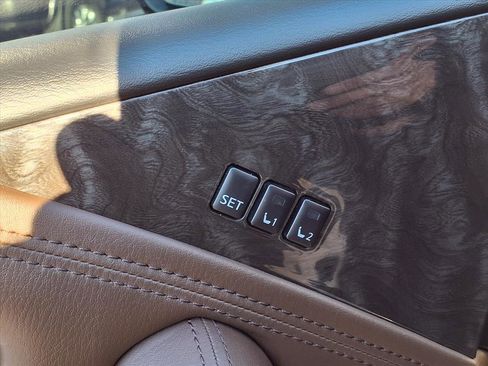 Used 2023 Nissan Armada Platinum w/ Captain's Chairs Package image 15