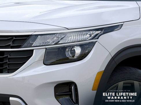 New 2026 Kia Seltos LX FWD image 11