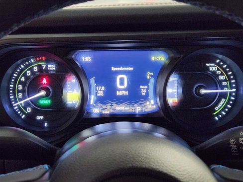 Used 2024 Jeep Wrangler Unlimited Rubicon 4xe AWD/4WD image 15