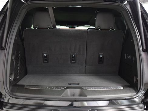 Used 2024 GMC Yukon Denali Ultimate AWD/4WD image 26