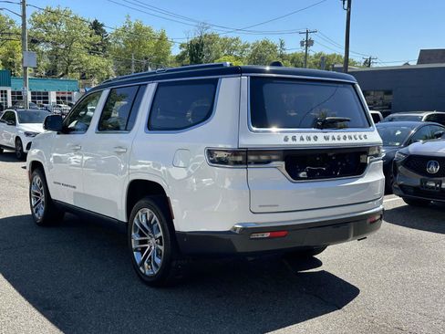 Used 2022 Jeep Grand Wagoneer Series II w/ Premium Group II AWD/4WD image 5