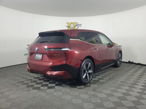 Certified 2025 BMW iX xDrive50 image 7