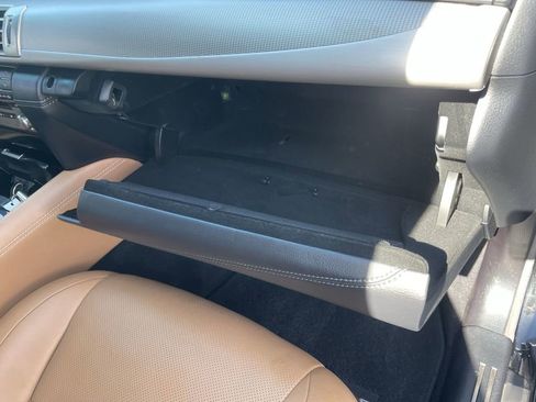 Used 2014 Lexus LS 460 w/ F Sport Package RWD image 35