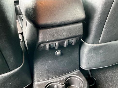Used 2015 Jeep Wrangler Unlimited Rubicon AWD/4WD image 10
