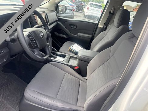 Used 2022 Nissan Frontier S w/ Technology Package RWD image 12