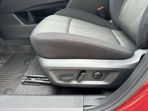 New 2026 Nissan Rogue SV AWD/4WD image 28