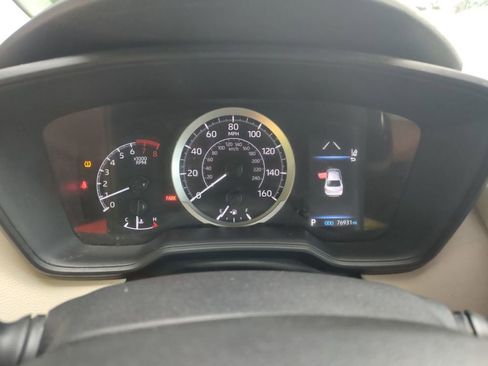Used 2022 Toyota Corolla LE FWD image 3
