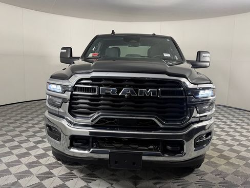 Used 2026 RAM 2500 Big Horn AWD/4WD image 3