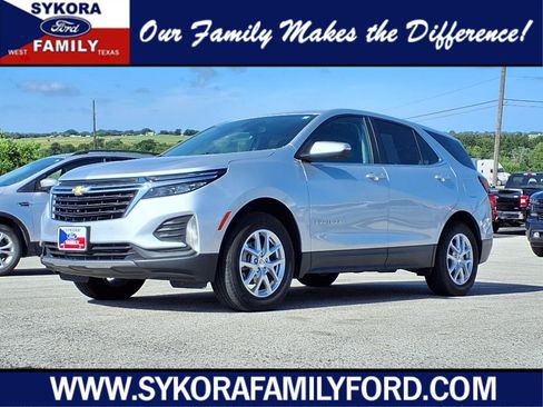 Used 2022 Chevrolet Equinox LT image 1