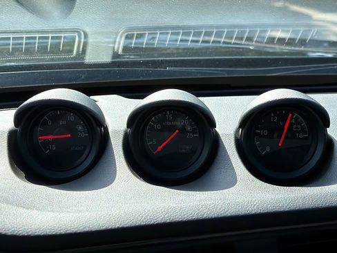 Used 2025 Nissan Z Performance w/ Floor Mat Package RWD image 23