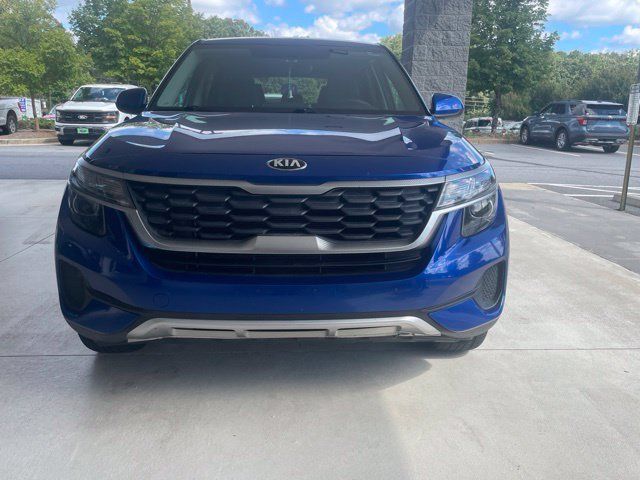 Used 2021 Kia Seltos LX AWD/4WD image 2