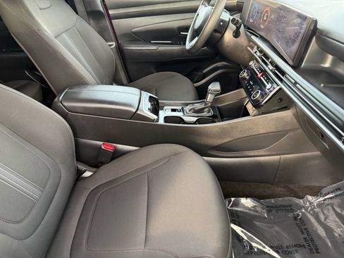 Used 2025 Hyundai Tucson SEL AWD/4WD image 31