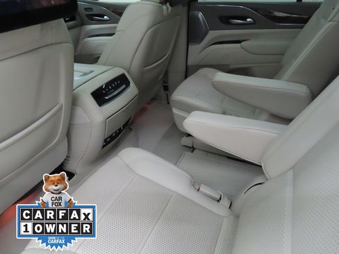 Used 2023 Cadillac Escalade Premium Luxury Platinum RWD image 22