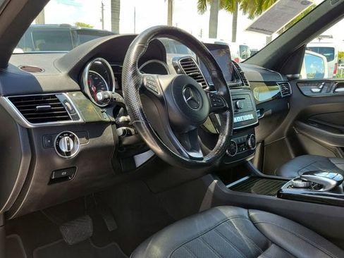 Used 2019 Mercedes-Benz GLS 450 4MATIC image 8