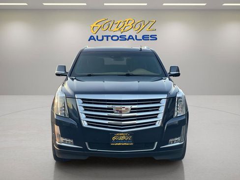 Used 2017 Cadillac Escalade ESV Platinum image 9